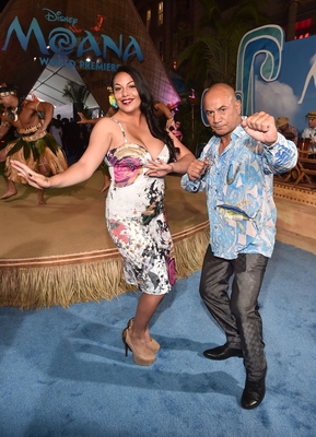11152016_-_AFI_FEST_2016_Presented_By_Audi_-_Premiere_Of_Disneys_Moana_-_Arrivals_011.jpg