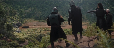 THE_MANDALORIAN_-_E2X07_THE_BELIEVER_465.jpg